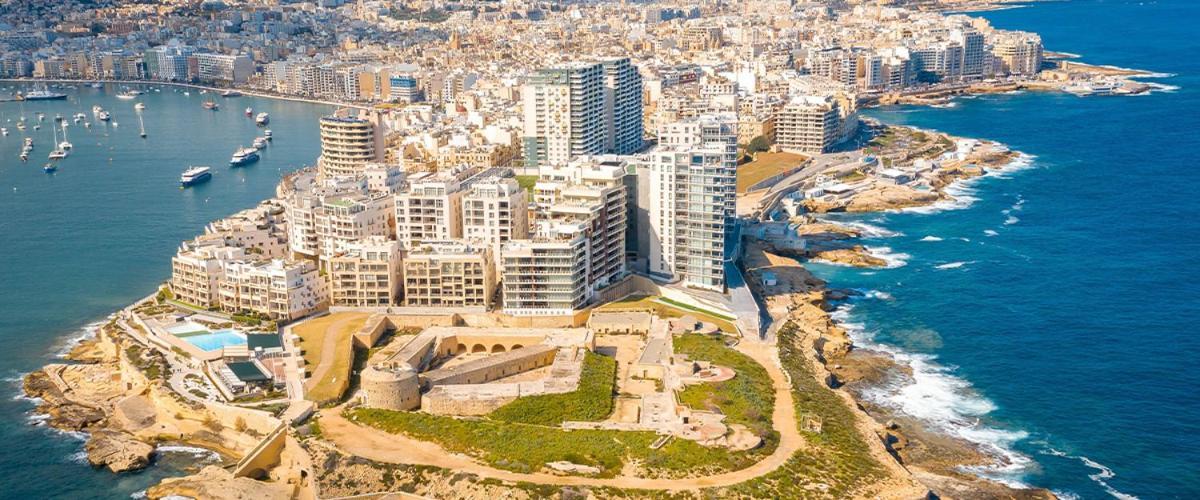 Exceptional 3-Bedroom Apartment, Sliema - Tigne Point! Kültér fotó
